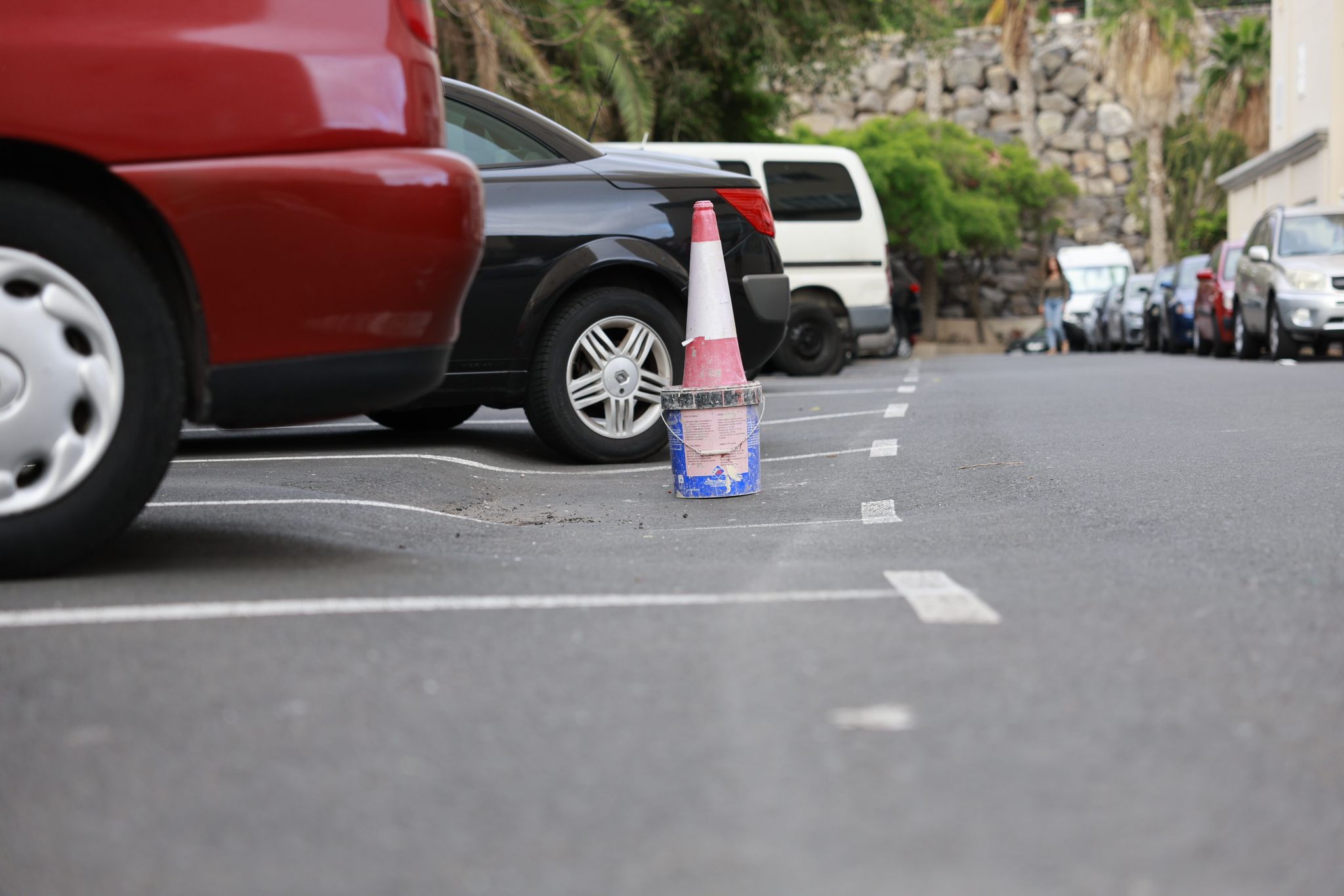 Paralizan las obras en Reina Mercedes