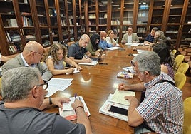 Un momento de la reunión en la Consejería de Educación.
