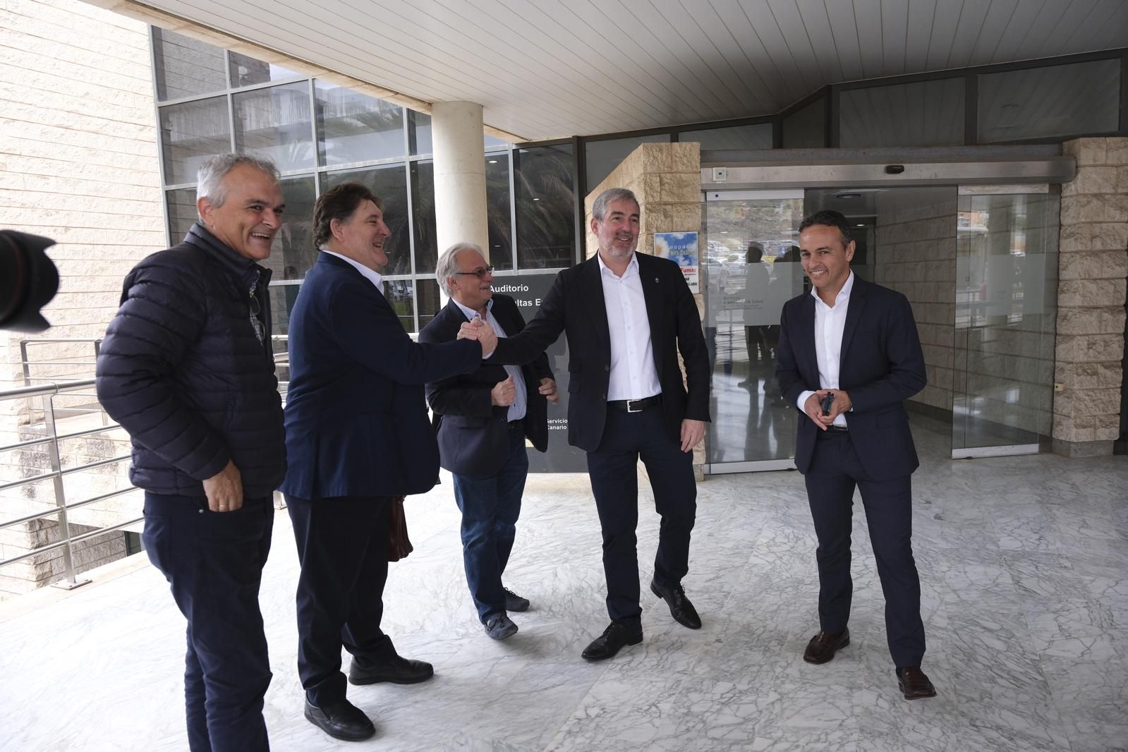 Las imágenes del 25 aniversario del Hospital Doctor Negrín