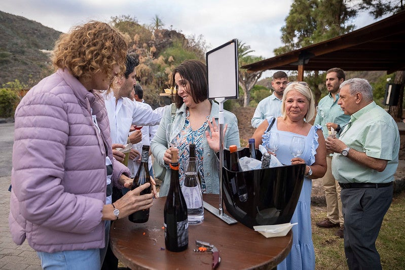 Gran Canaria descorcha su primera botella de vino de la añada de 2023