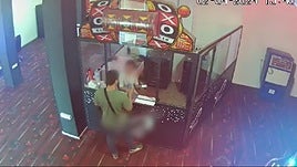 Imagen de uno de los robos del detenido.