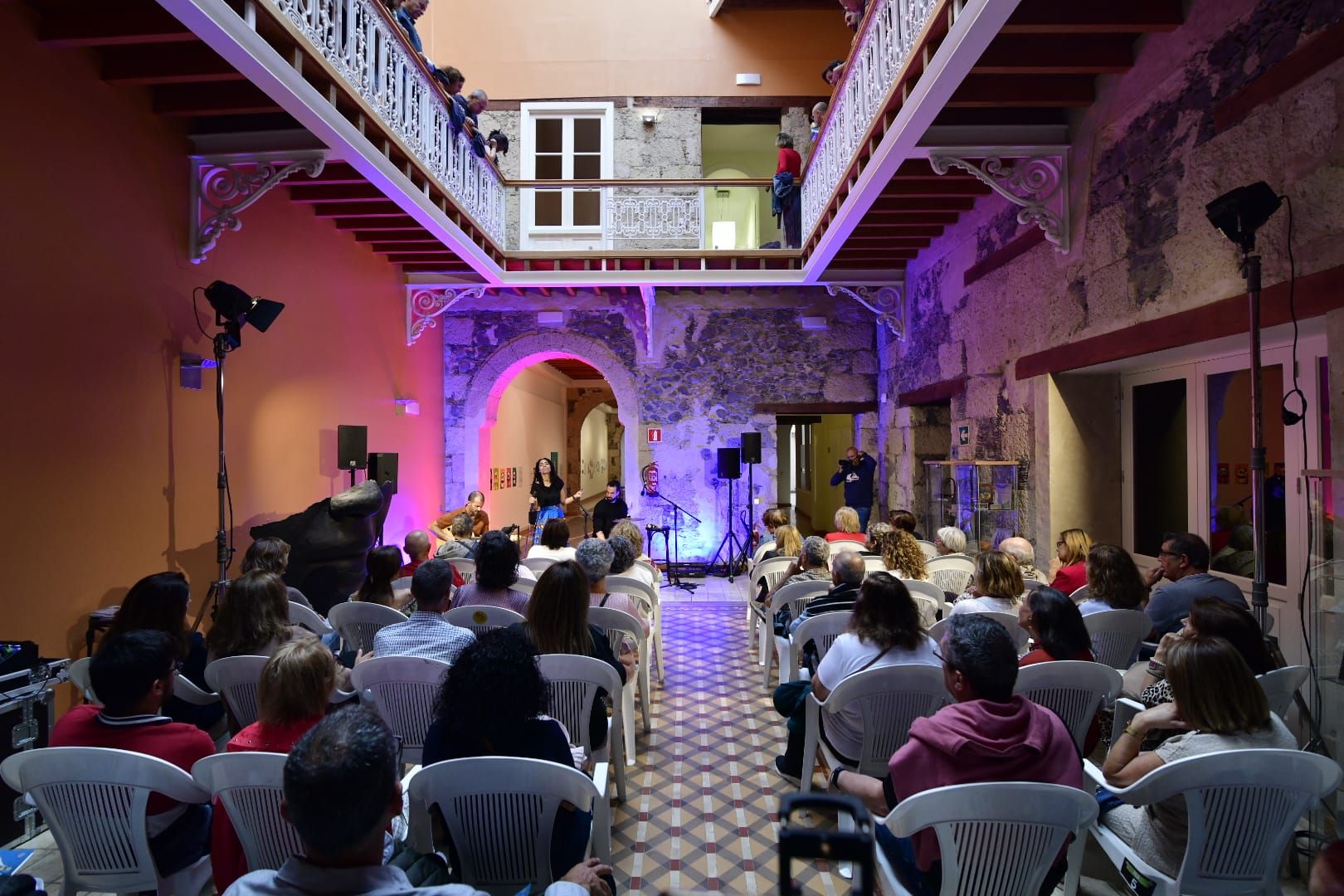 Los patios de Vegueta, pintorescos escenarios para la melodía