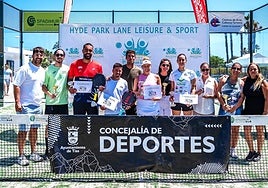 Todas las parejas premiadas.