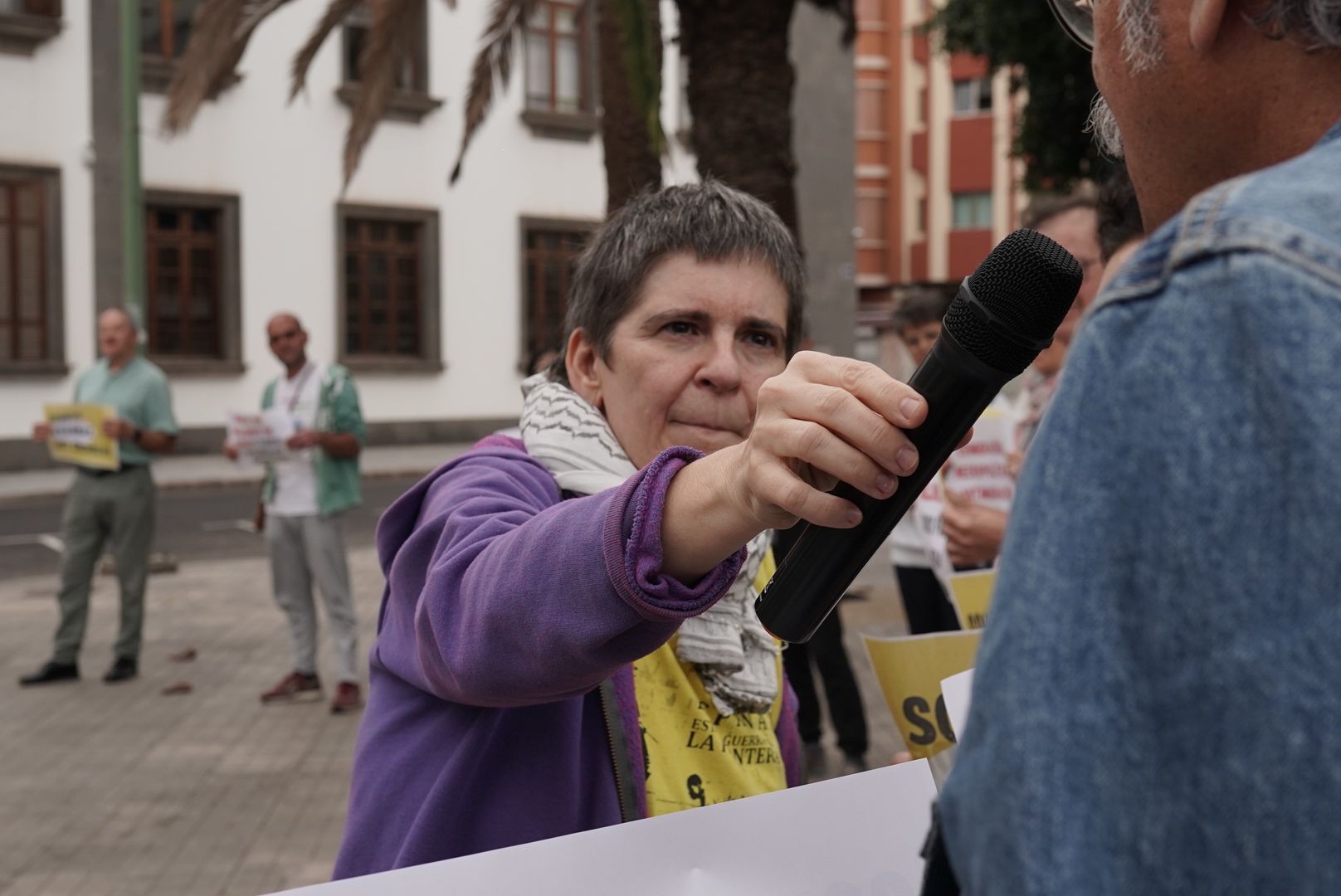 Manifestación contra la xenofobia en la Plaza de la Feria, en imágenes