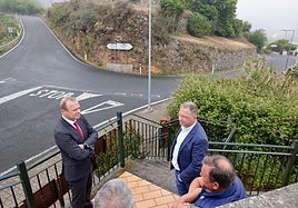 Imagen de la visita de Augusto Hidalgo a Valleseco.