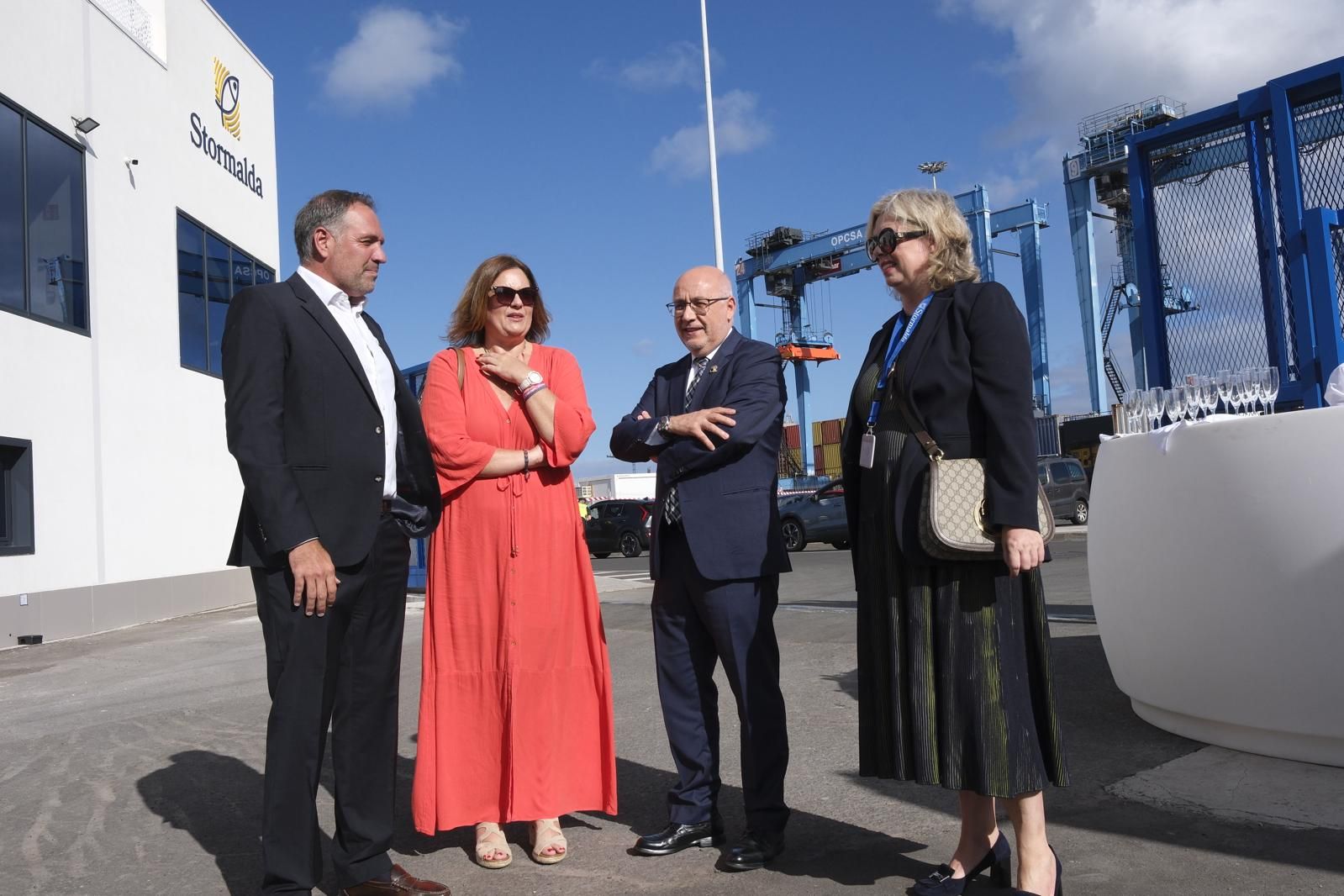 La Luz estrena la primera planta de España para tratar el aceite de pescado