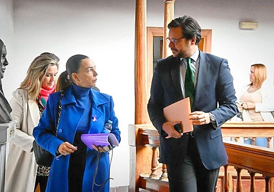 Sergio Ramos, vicealcalde de Telde, y la concejala de Igualdad, Adela Álvarez, propondrán en el pleno municial una moción para rechazar la eliminación del Juzgado de Violencia sobre la Mujer.