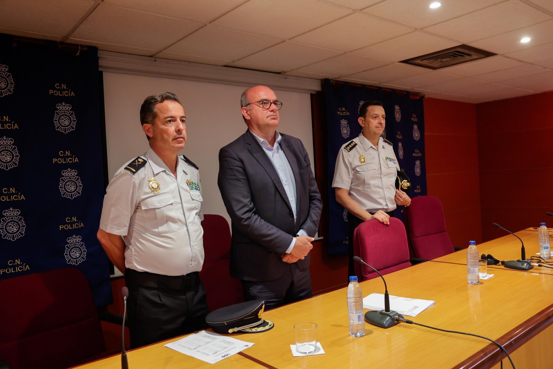 La presentación de los nuevos agentes en prácticas, en imágenes