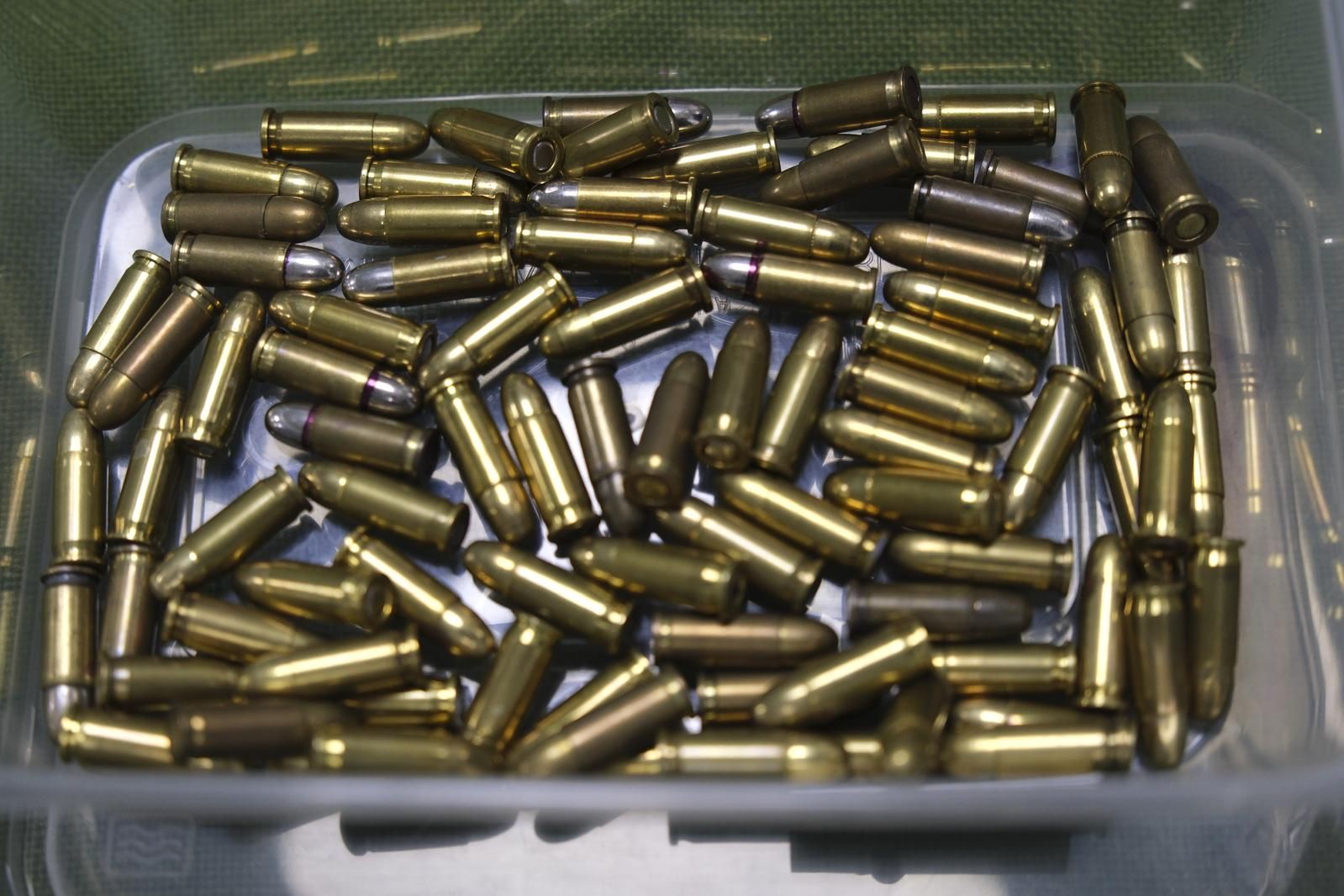 Imágenes del mayor taller ilegal de armas de fuego en Las Palmas