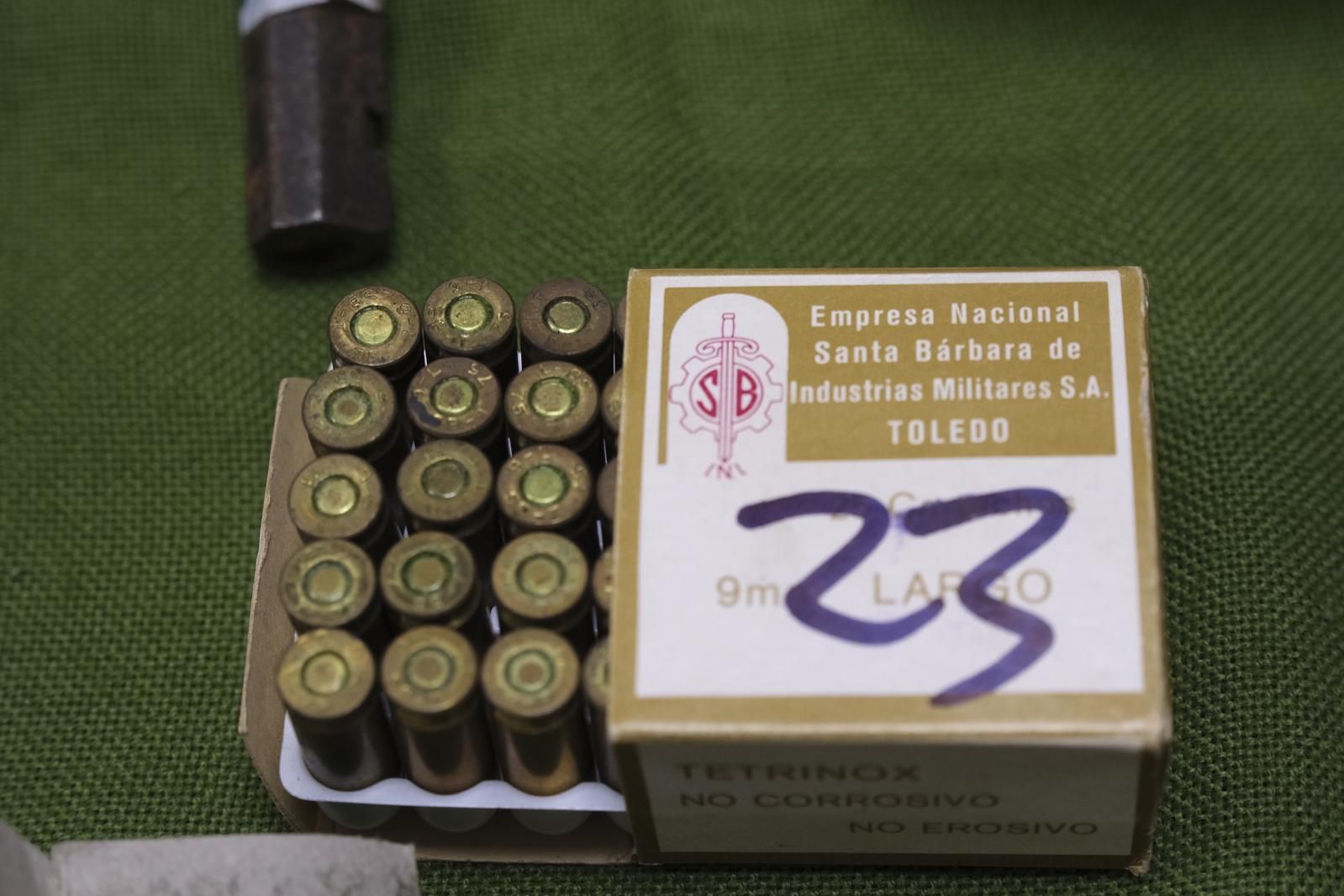 Imágenes del mayor taller ilegal de armas de fuego en Las Palmas