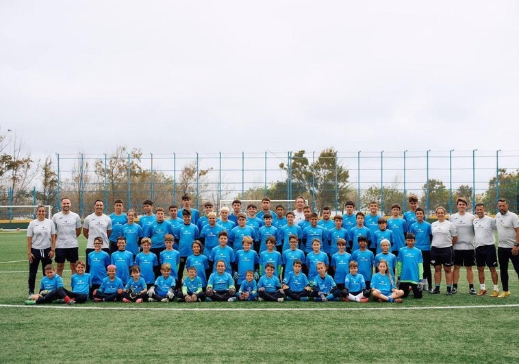 Foto del grupo de porteros y técnicos que ha tomado parte de esta edición.