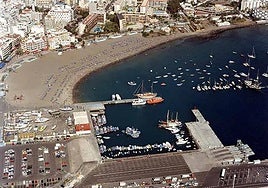 Un año de prisión y 14.600 euros de multa por abusar de dos mujeres en una discoteca