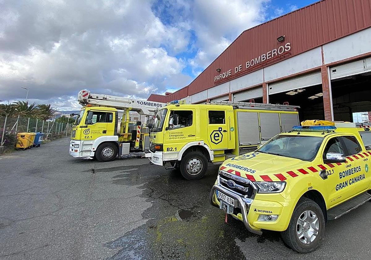 Camiones de bomberos en una foto de archivo.