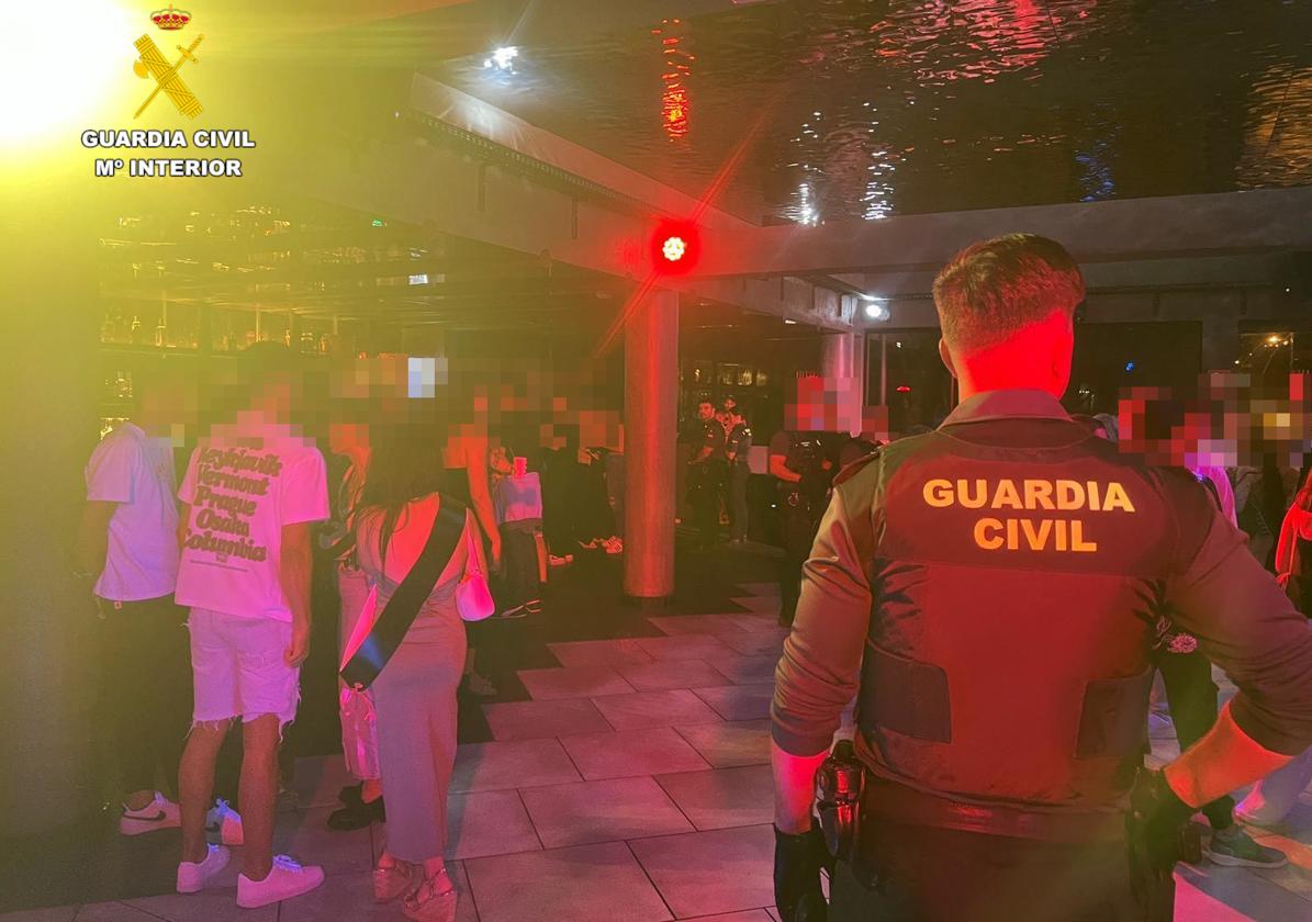 Inspeccionan cinco locales nocturnos de Morro Jable y detectan 23 infracciones
