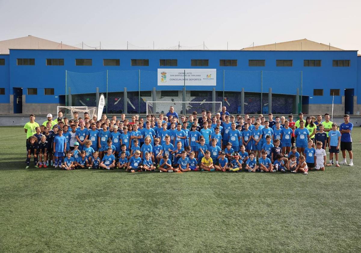 Imagen principal - La gran familia del Campus Maspa Training