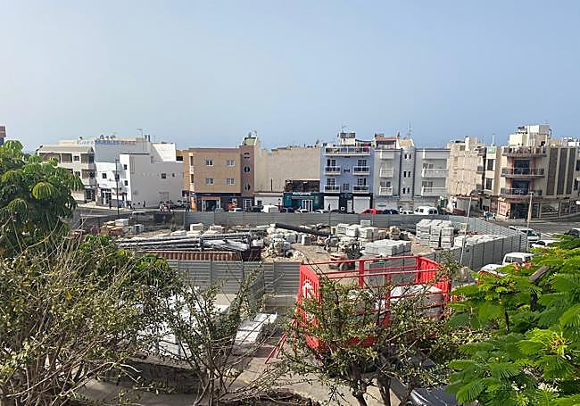 Solar donde irá ubicado el futuro auditorio de Arguineguín.