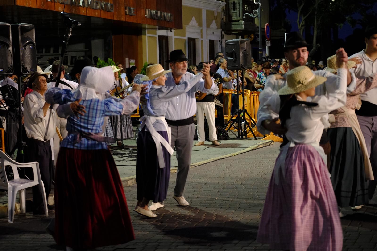El recorrido del festival de folclore, en imágenes