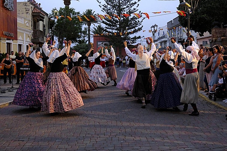 Un momento del pasacalles, celebrado este jueves en Ingenio.