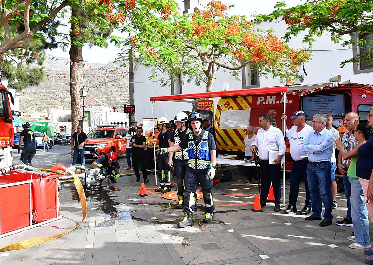 Imagen secundaria 1 - San Bartolomé de Tirajana renueva la flota de sus bomberos con 1,5 millones de euros