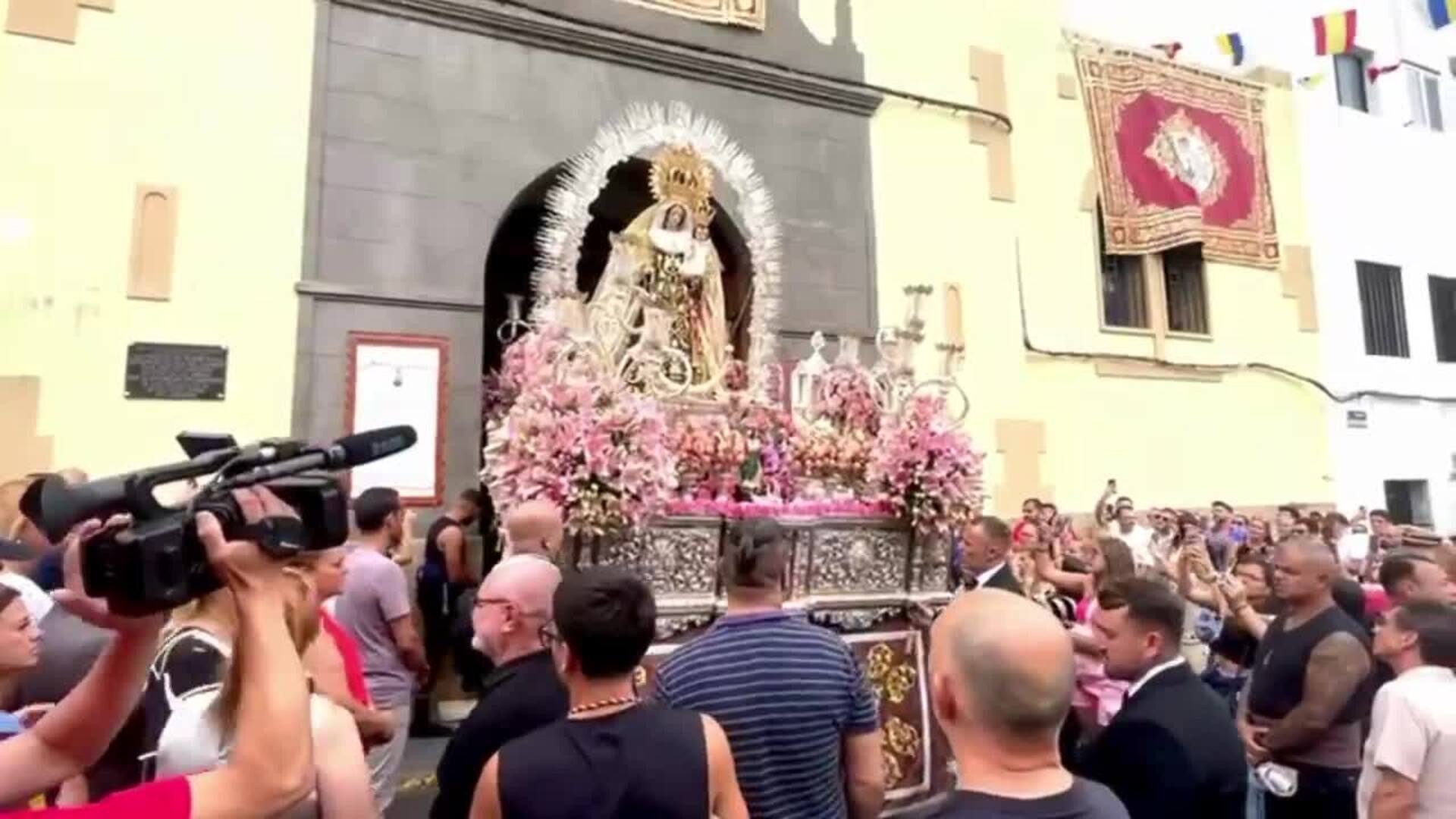 Procesión terrestre de la Virgen del Carmen