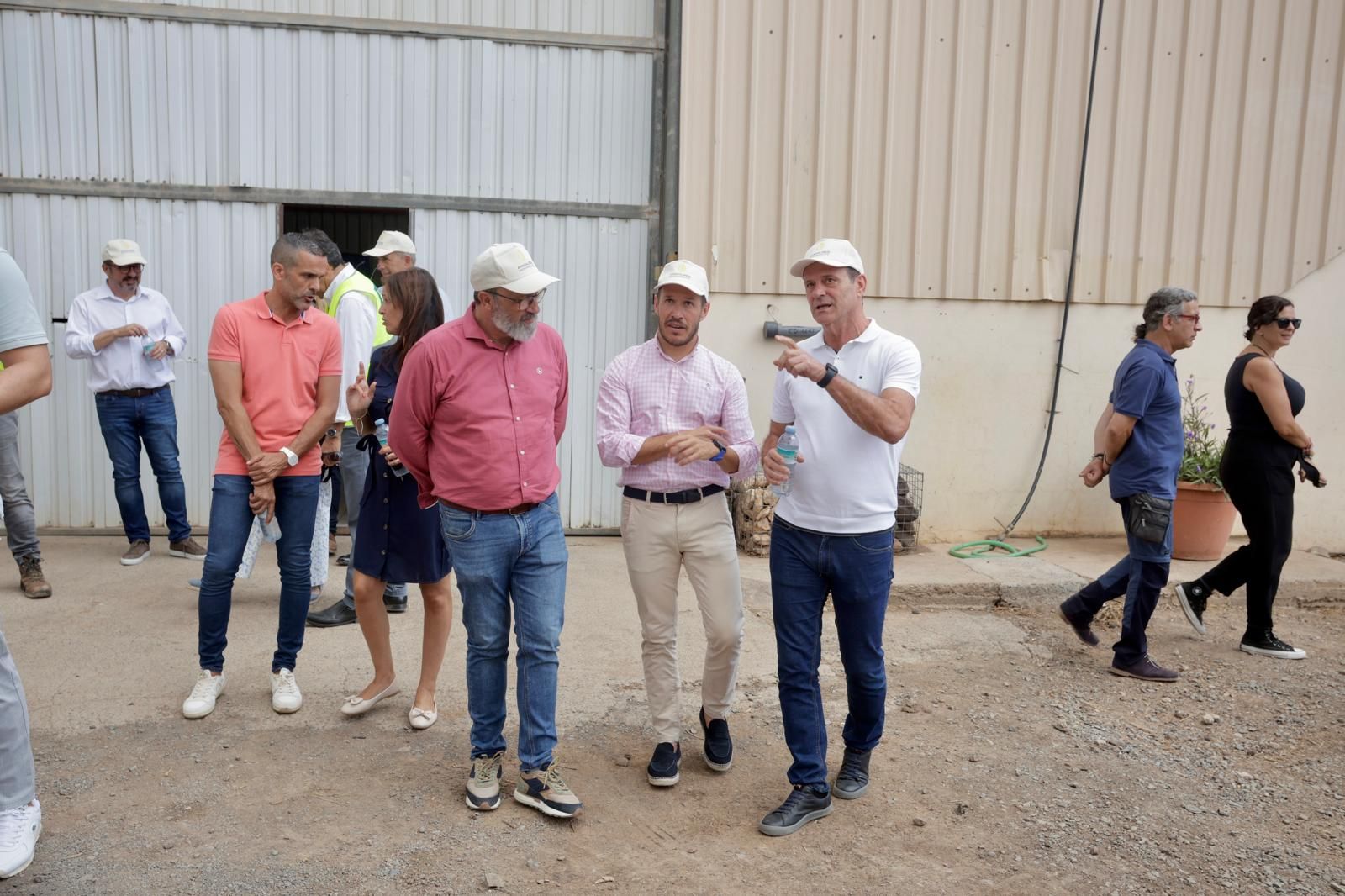 El nuevo sistema de compostaje de Ayagaures, en imágenes