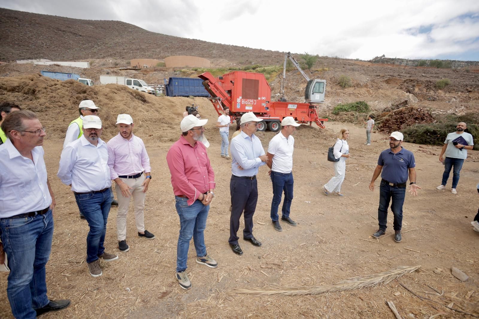 El nuevo sistema de compostaje de Ayagaures, en imágenes