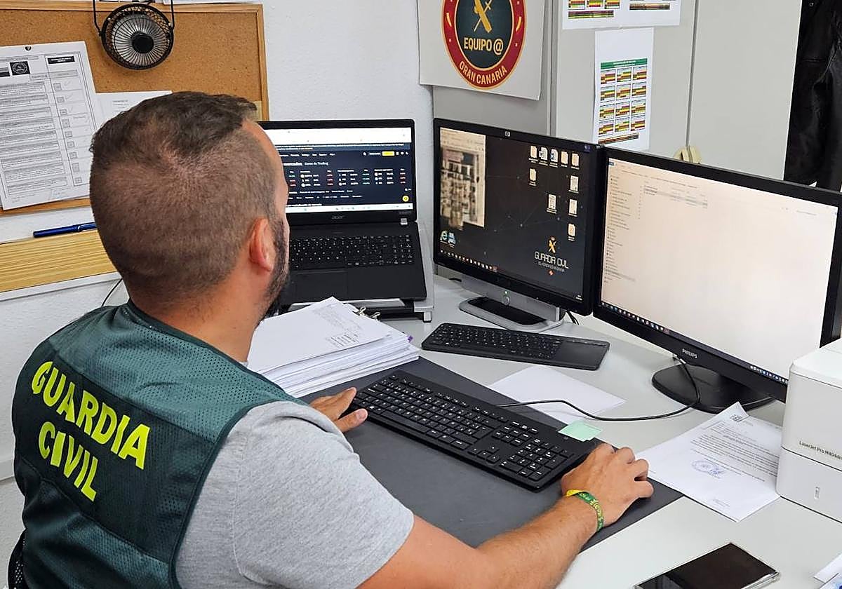 Agente de la Guardia Civil.