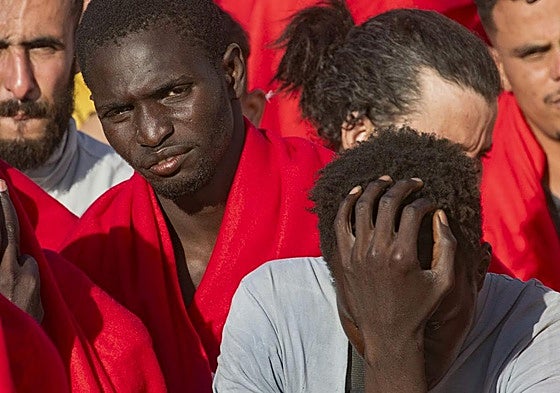 Imagen de archivo de migrantes rescatados en aguas canarias.