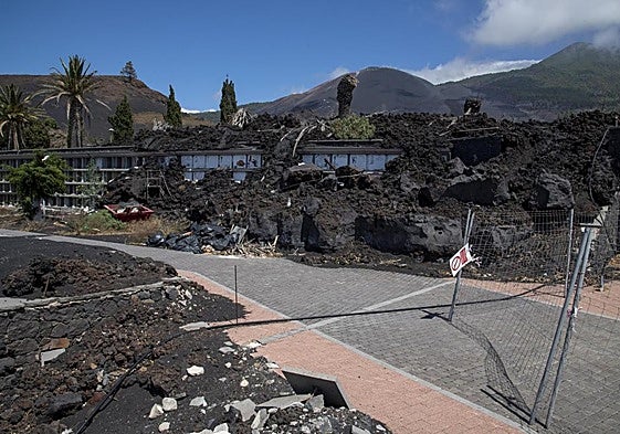 La colada se apropió del cementerio de Las Manchas