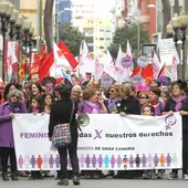 La cabalgata se impone a la movilización feminista