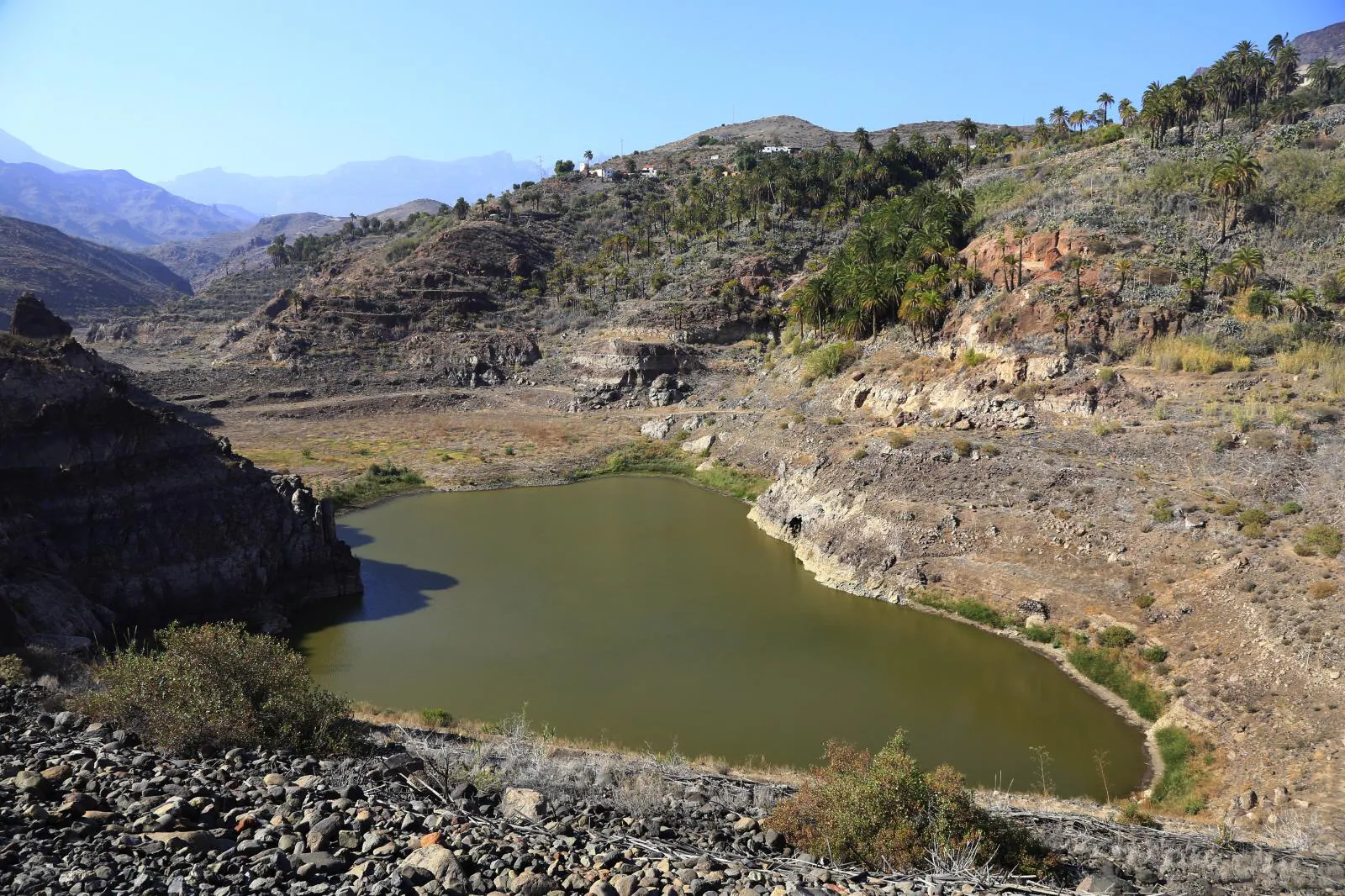 La Sorrueda, bajo mínimos