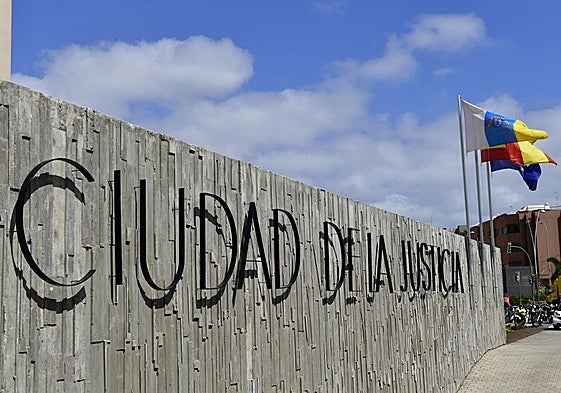 Imagen de los exteriores de la Ciudad de la Justicia.