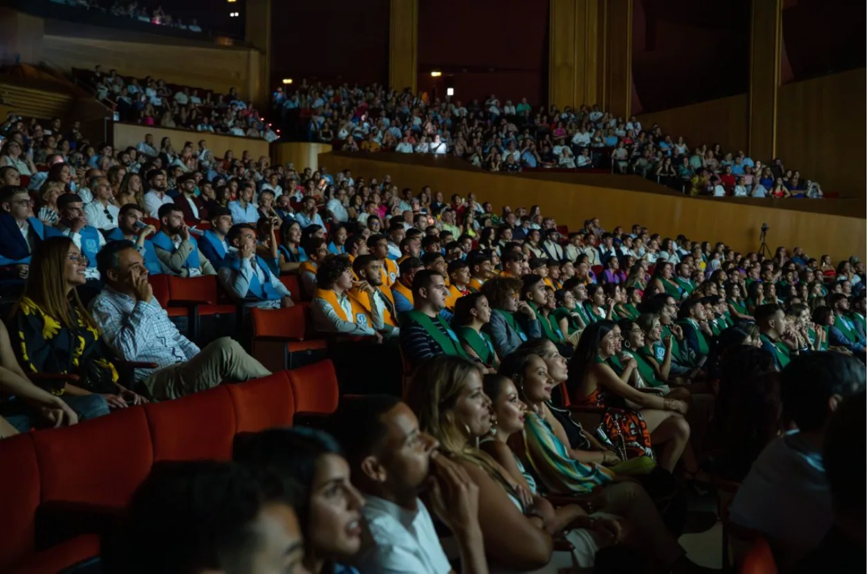 Entrega de Orlas a los egresados de ICSE, 2023.