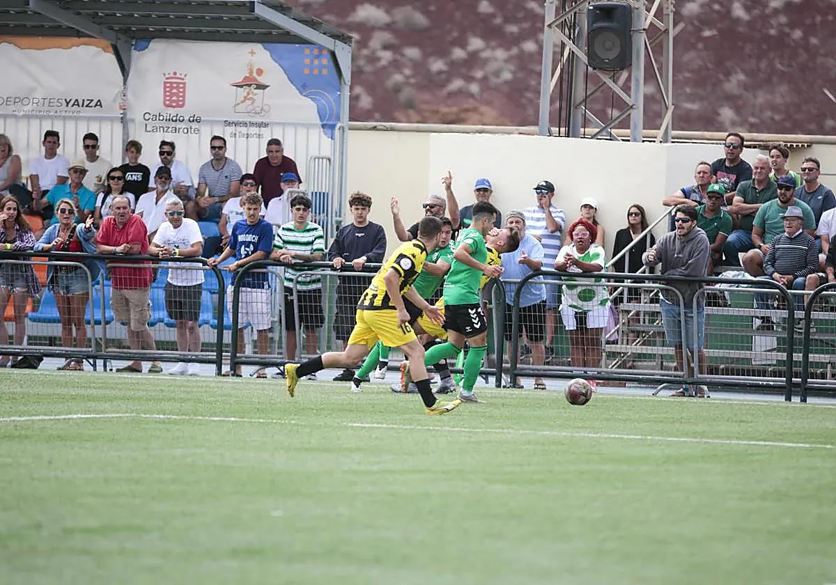 Campo de fútbol de Yaiza.