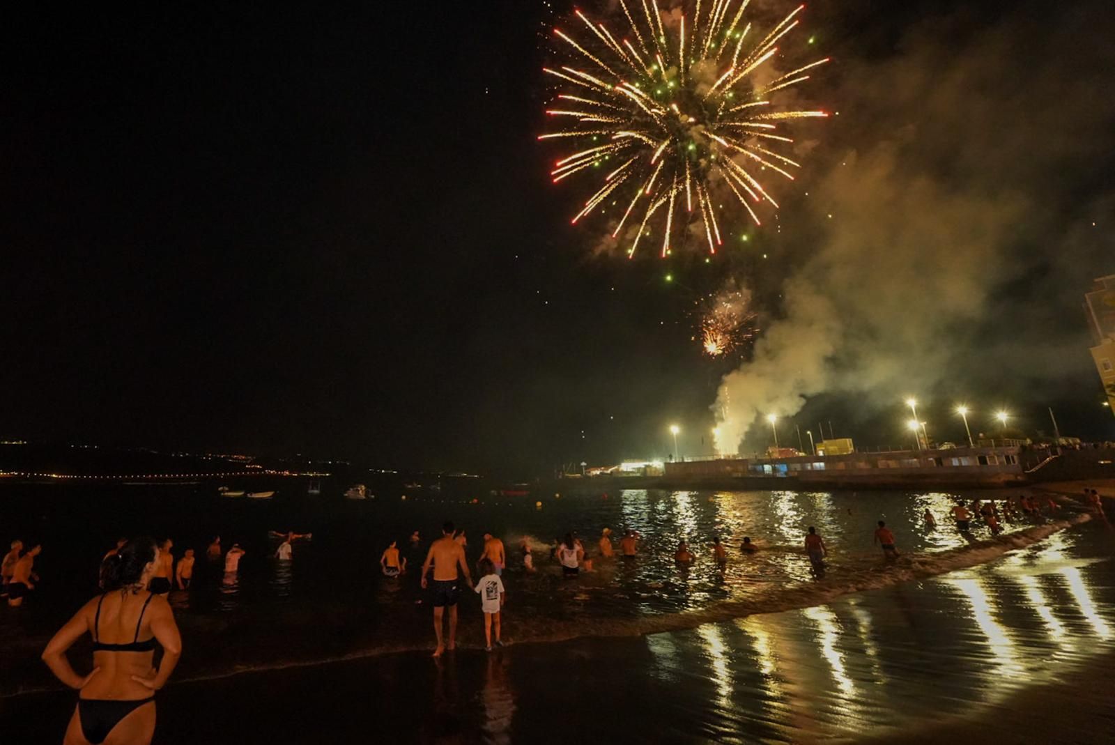 El chapuzón de La Naval, en imágenes