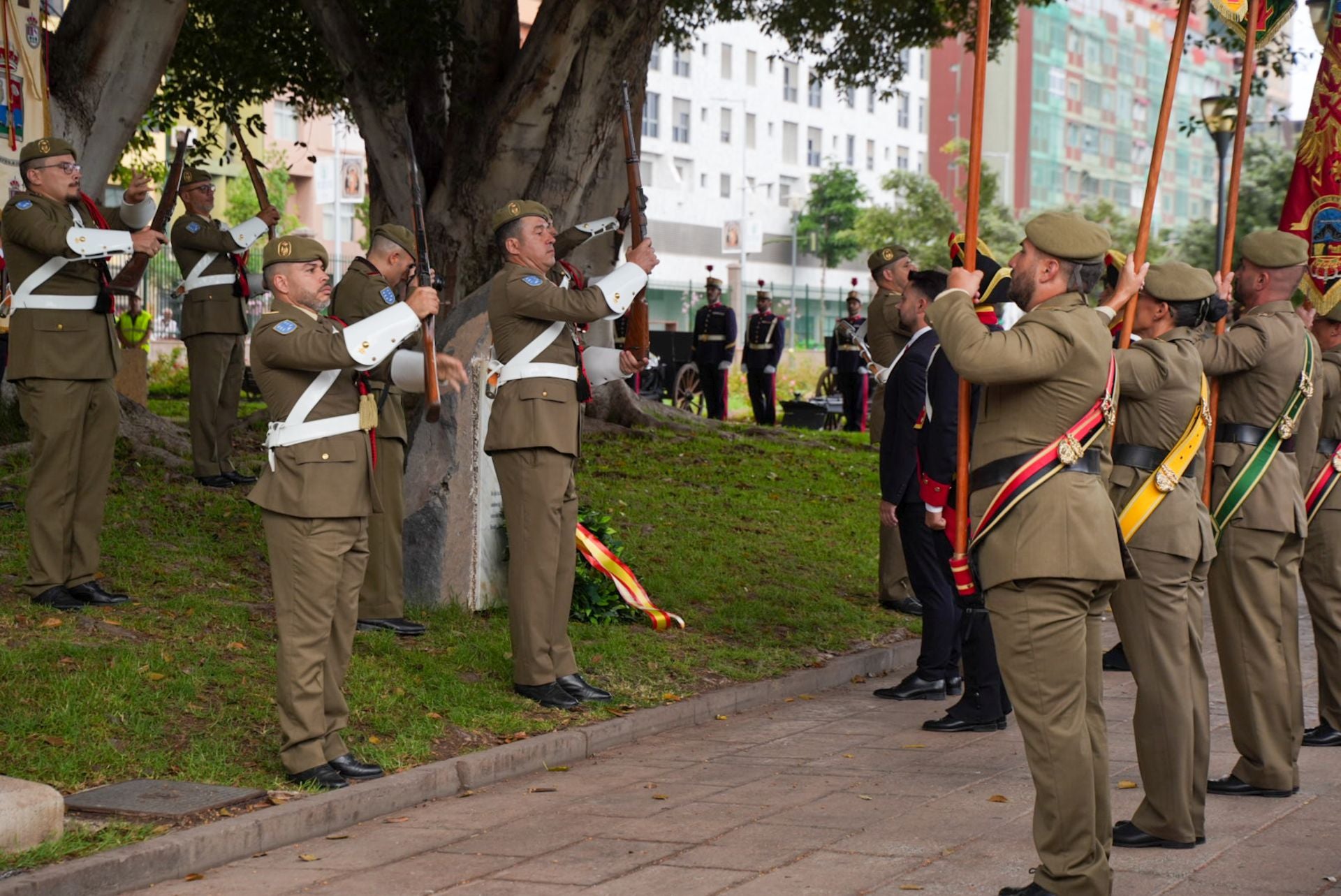 Conmemoración de la batalla naval en los jardines del Castillo de La Luz