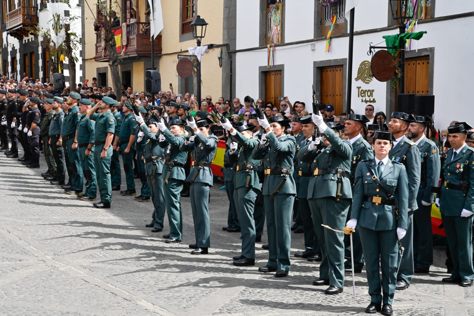 Día grande de la Benemérita en Teror