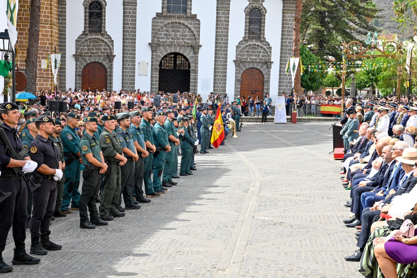 Día grande de la Benemérita en Teror