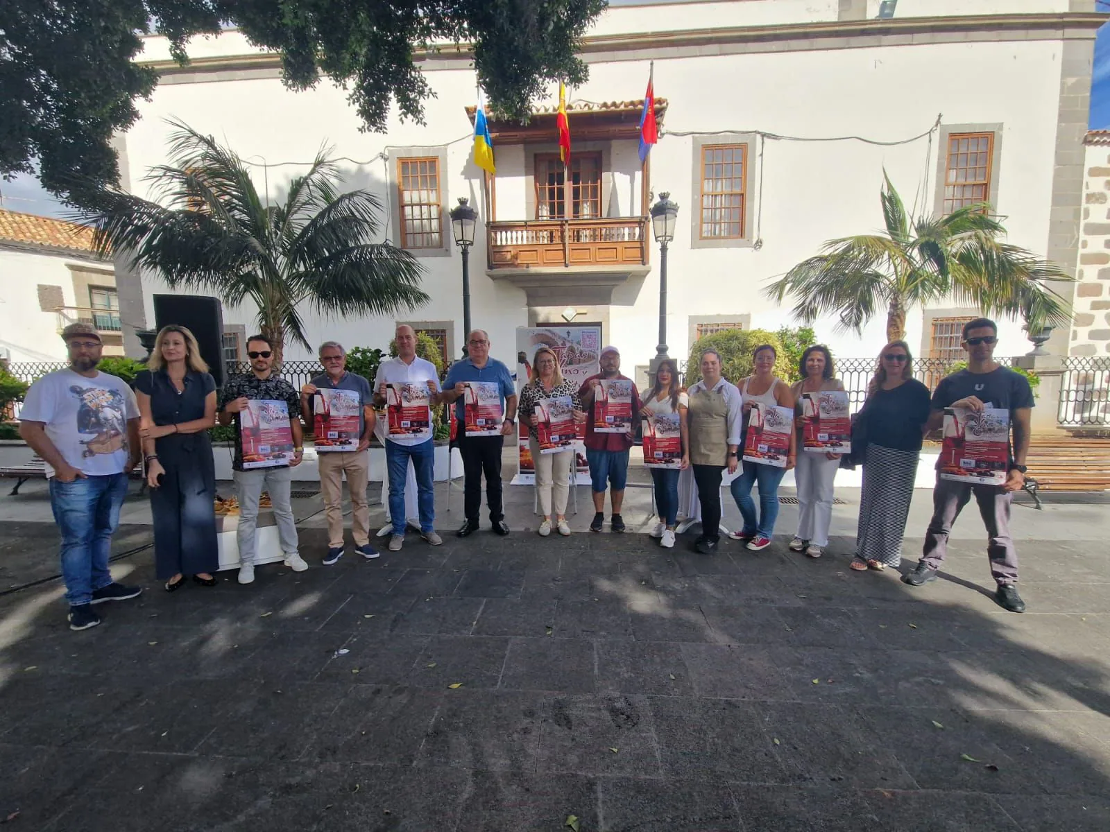 La presentación tuvo lugar en la plaza de San Juan.