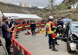 Jornada de formación de bomberos de la capital grancanaria.