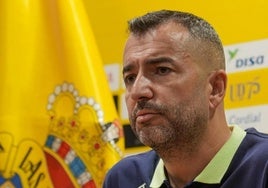 Diego Martínez, contundente: «Aquí no cuentan los nombres, lo que importa es el escudo»