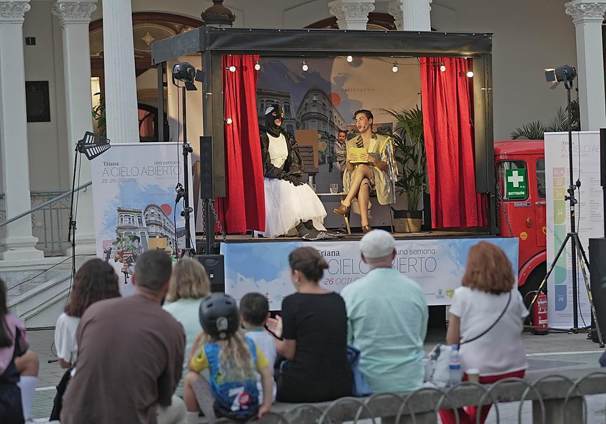 Imagen principal - Cultura y ocio pasean por Triana