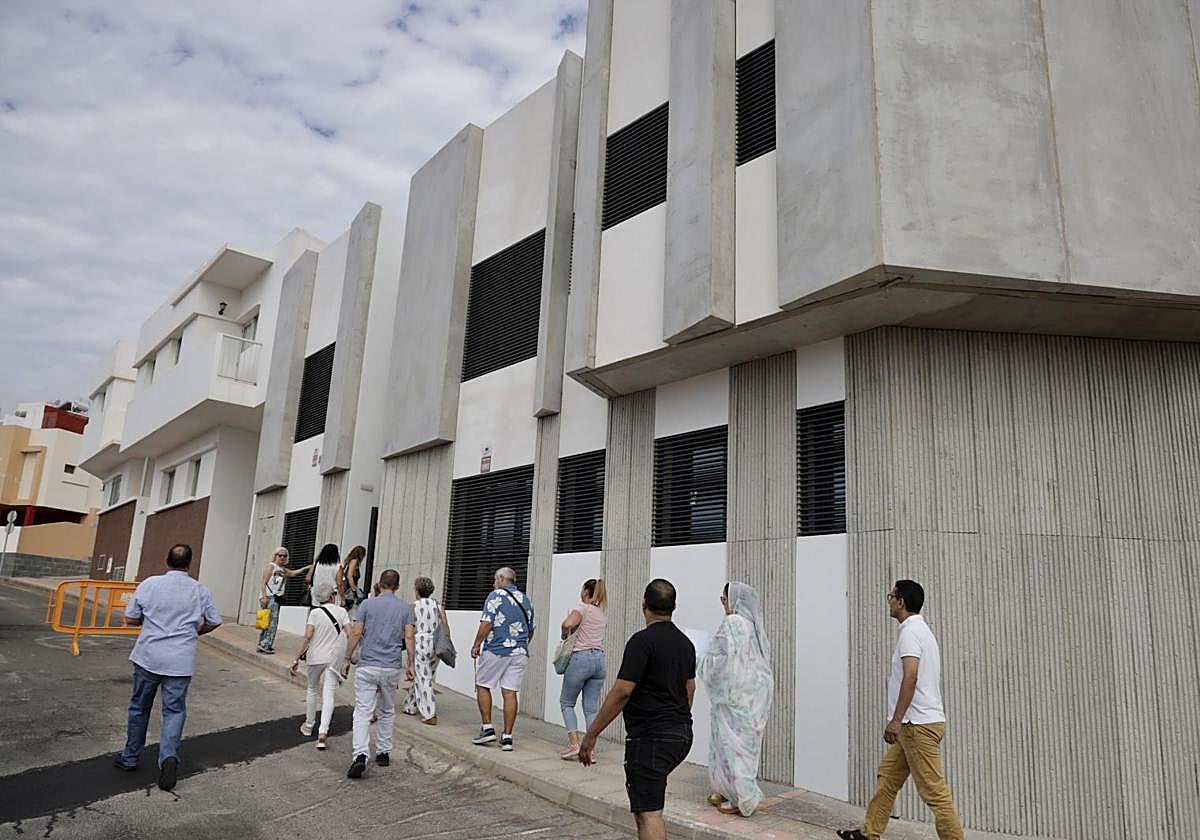 Edificio de viviendas sociales en Ingenio.