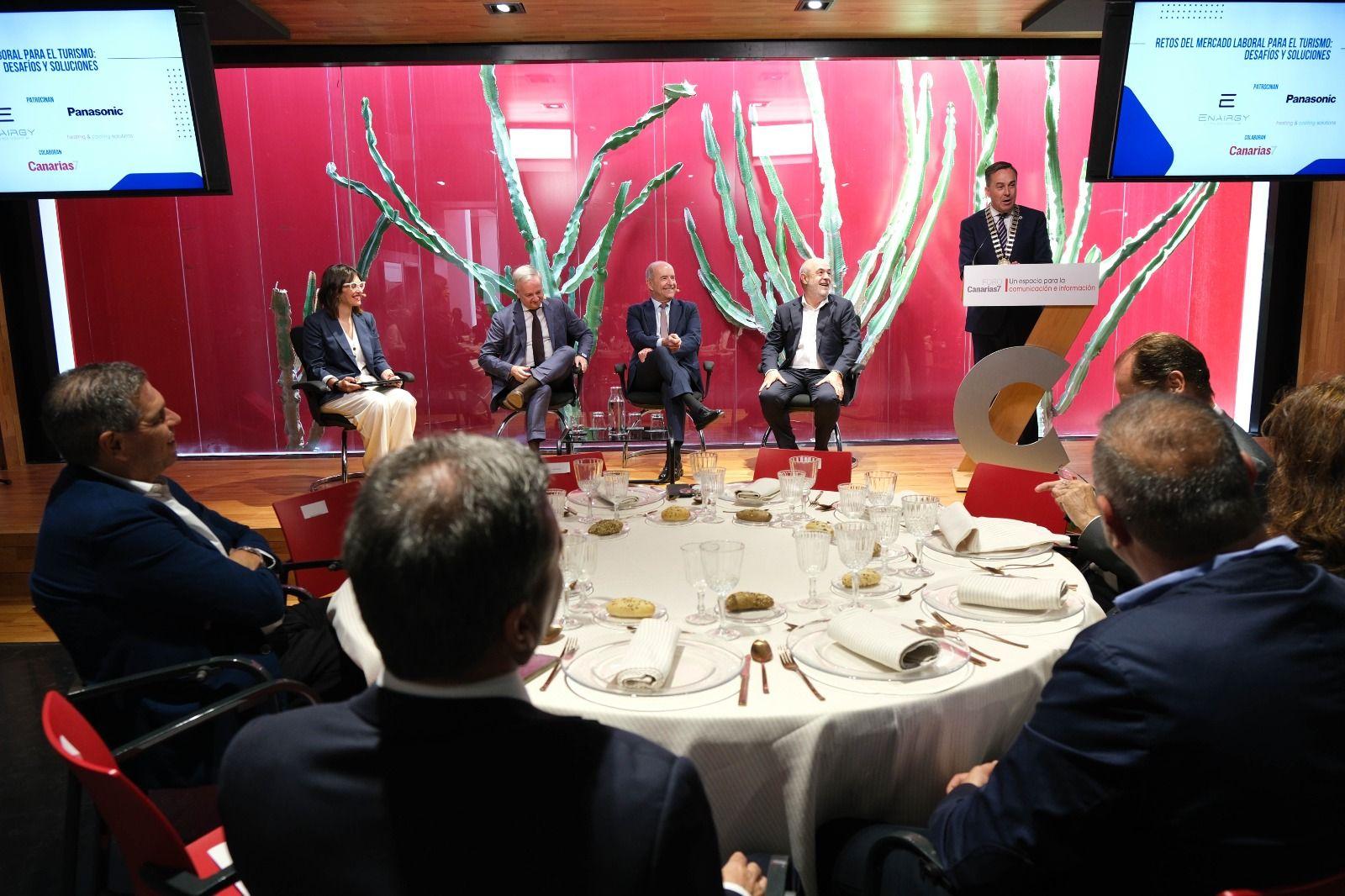 El nuevo encuentro del Skal Club, en imágenes