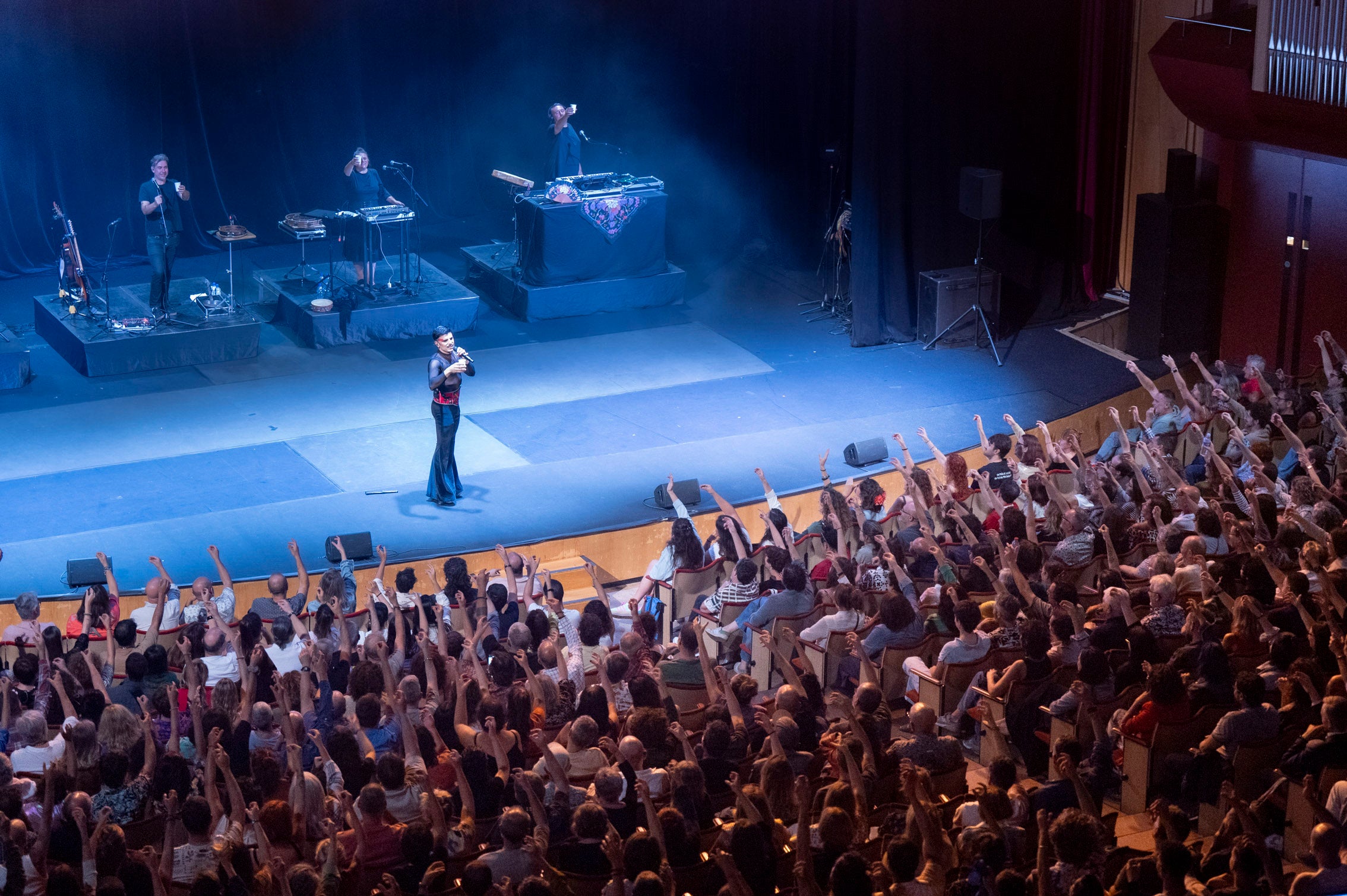 Rodrigo Cuevas cautiva al público grancanario