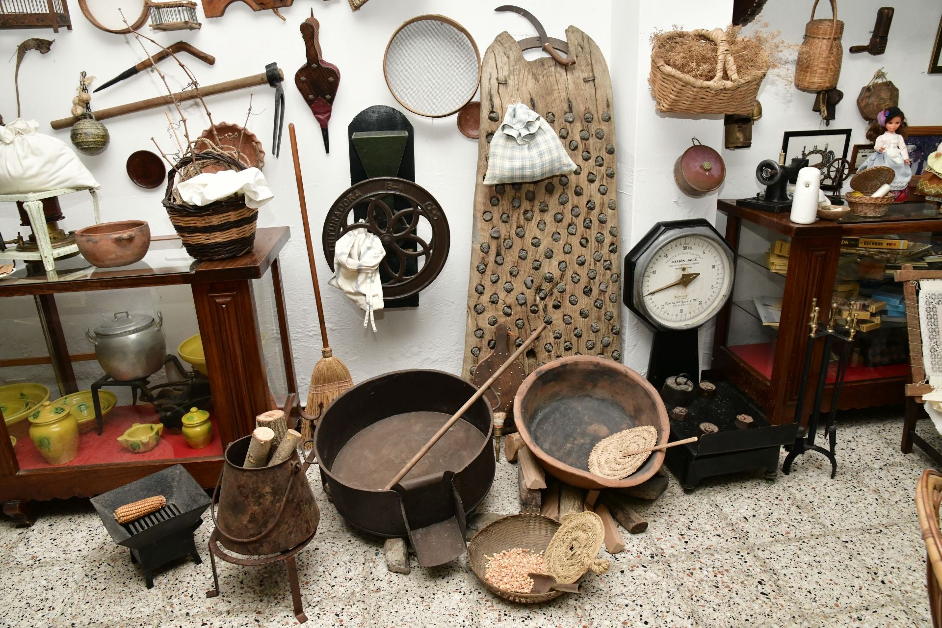 El garaje reconvertido en un museo canario, en imágenes