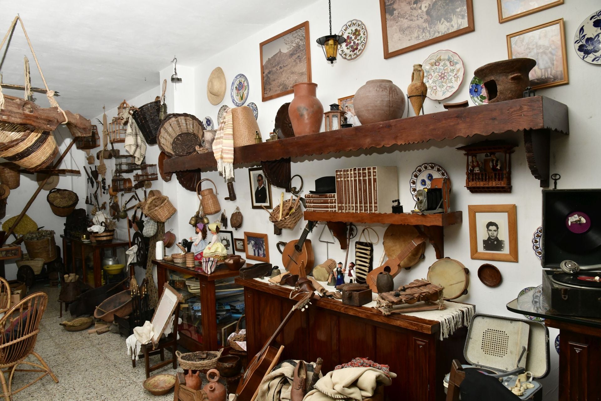 El garaje reconvertido en un museo canario, en imágenes