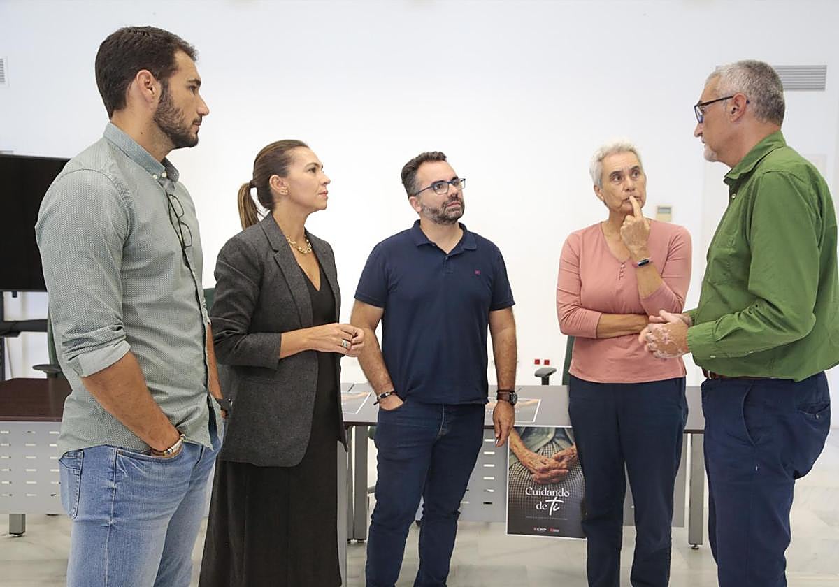 Presentación del plan para proteger a los mayores.