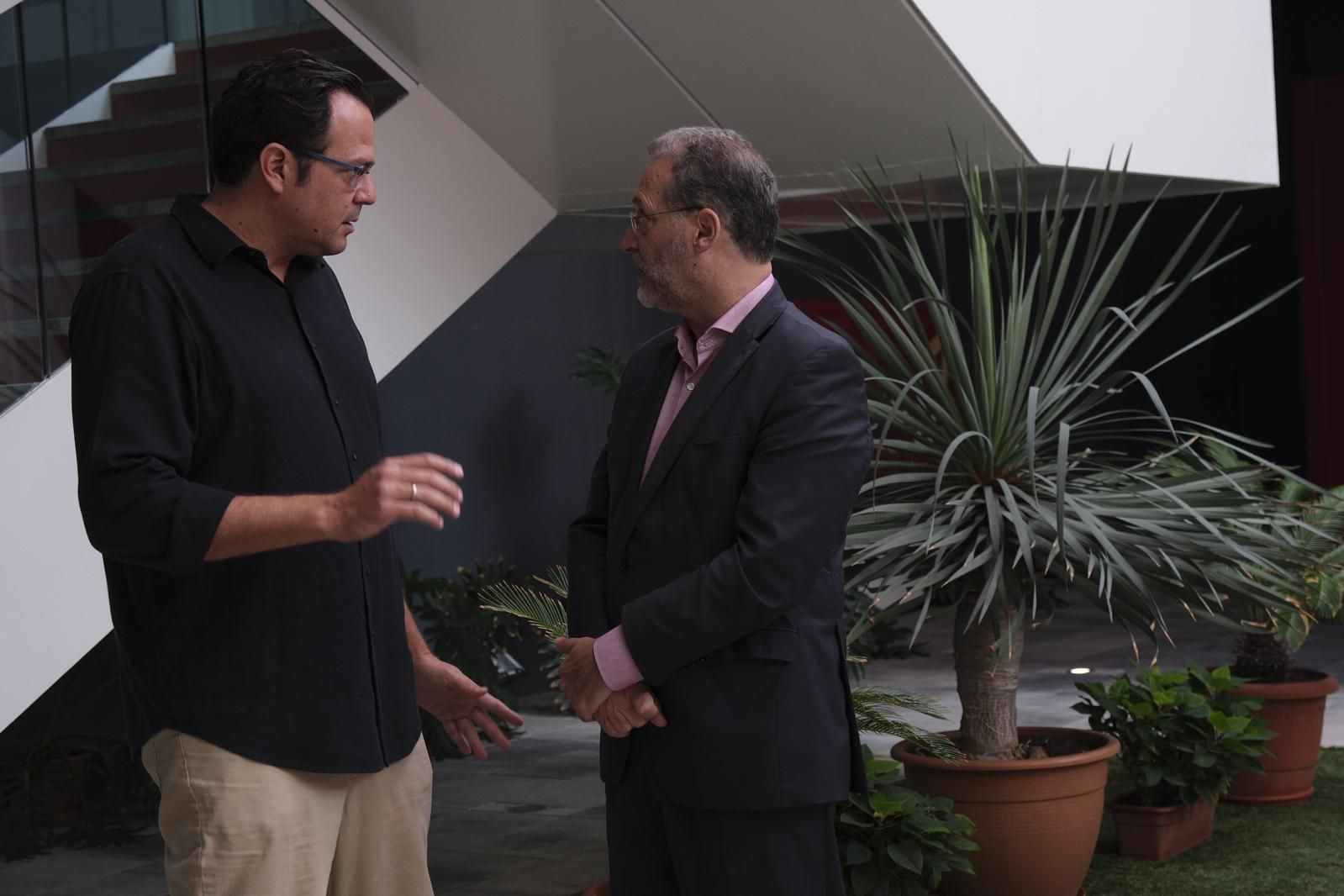 Imágenes de la conferencia sobre los presupuestos de Canarias para 2025