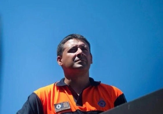 Santiago Carlos Martín, destituido como jefe de Protección Civil y expulsado como voluntario.